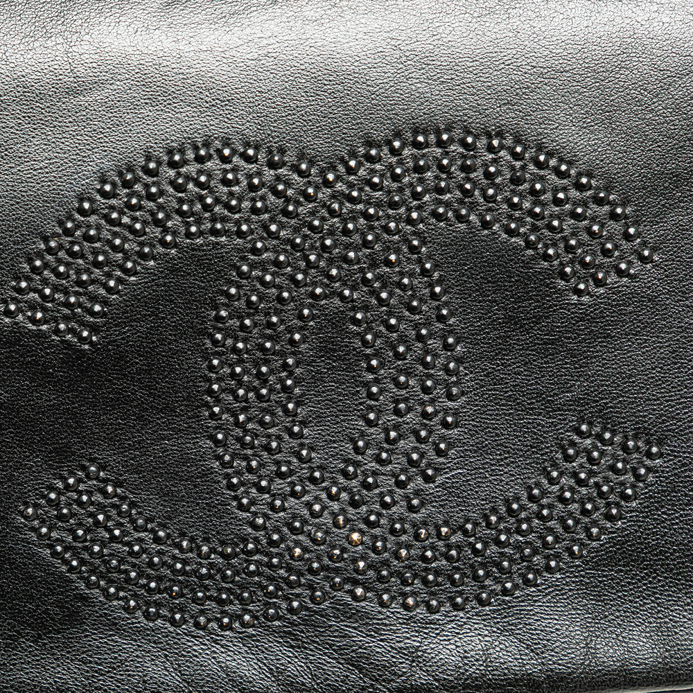 Pre-Loved Chanel CC Studded Lambskin East West Flap - Picture 9 of 12